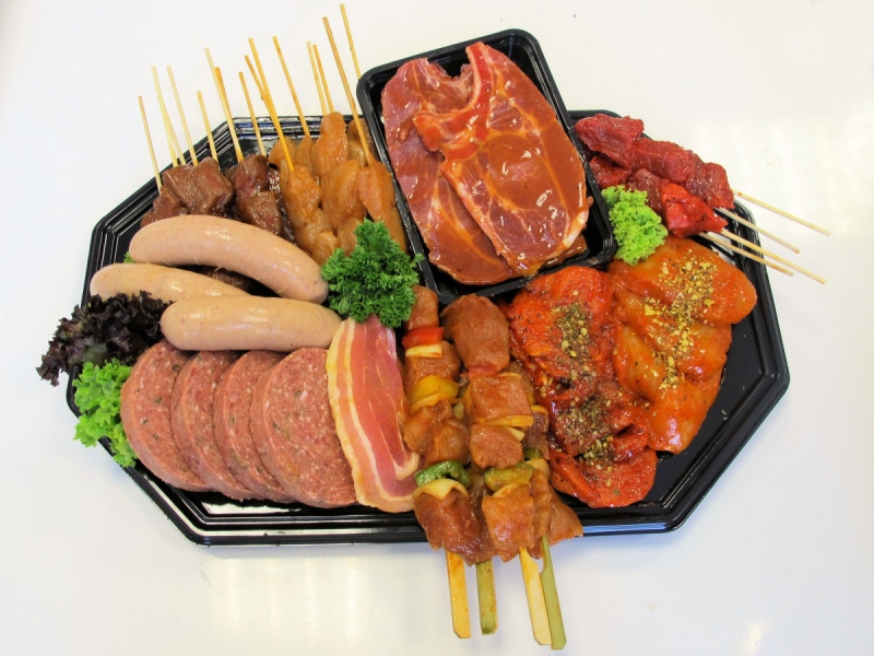 boucherie-GREOLIERES-min_bbq_butcher_shop_supermarket_meal_party-766127